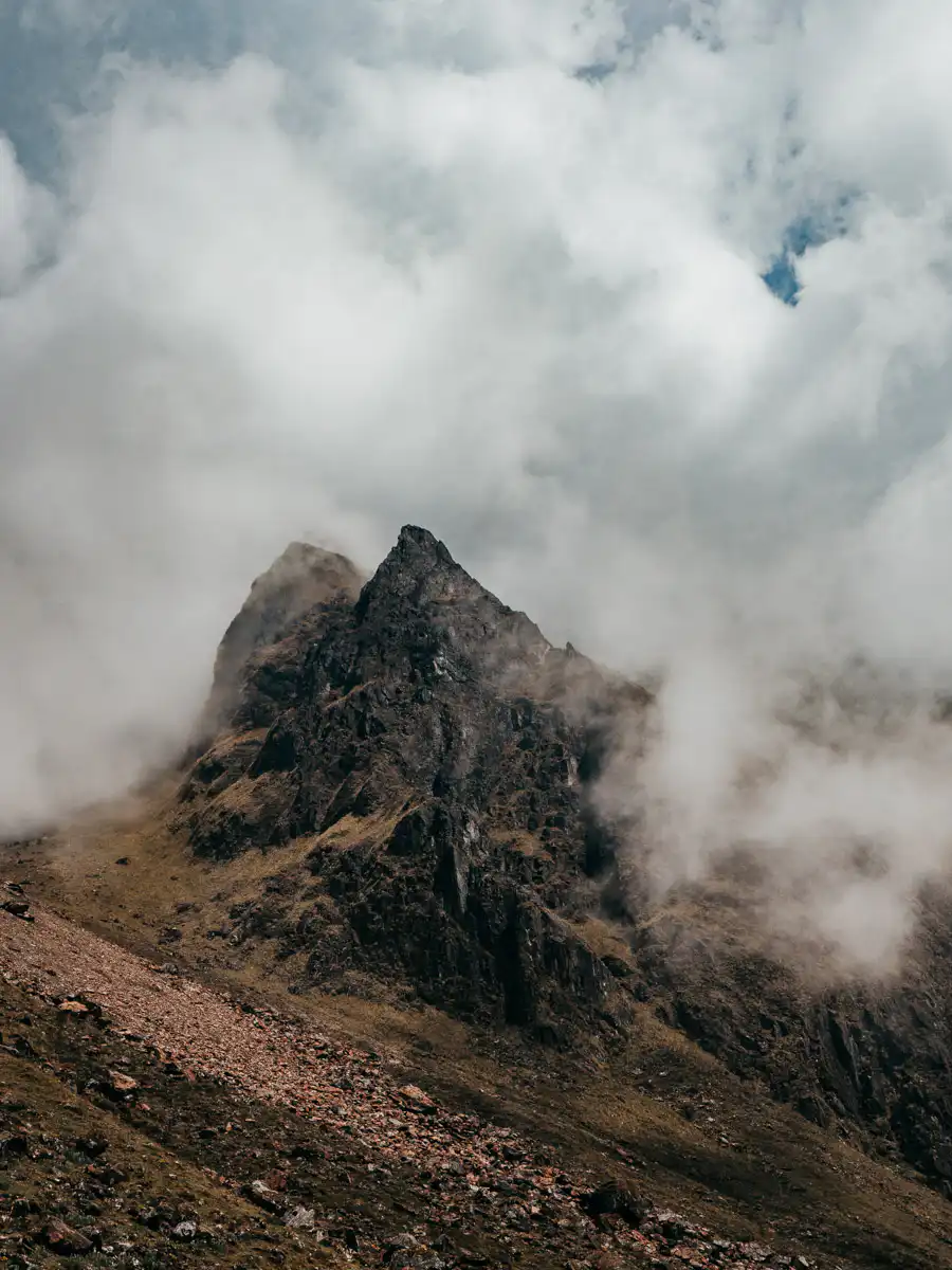 clouds and mountain during salkantay trail
