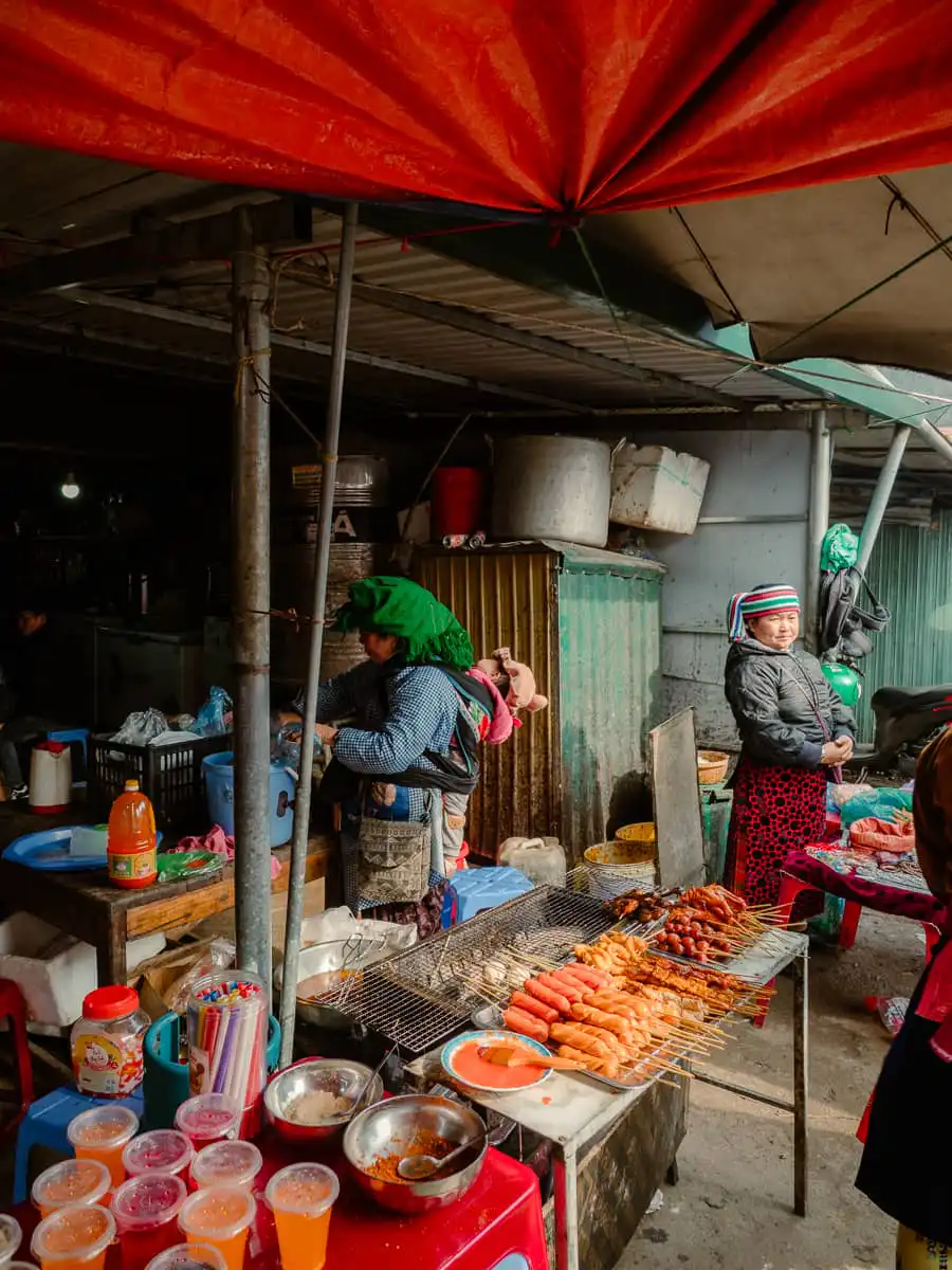food stalls in Ha Giang loop market