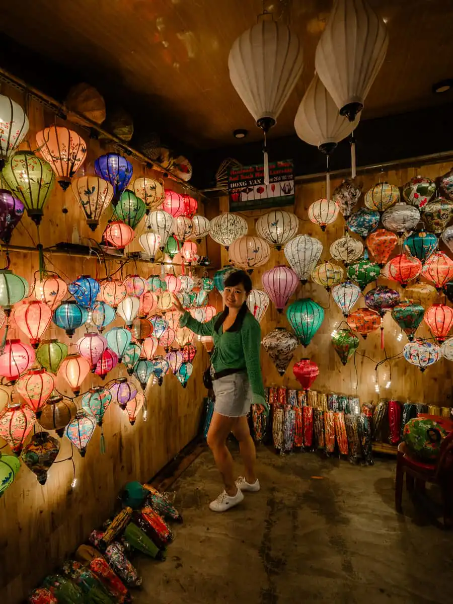 lantern making workshop in Hoi An