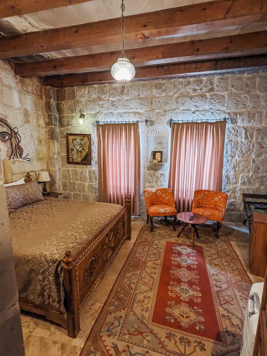 stone room in Caftan Cave suites