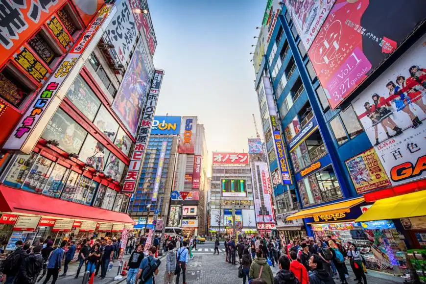 busy streets of Tokyo
