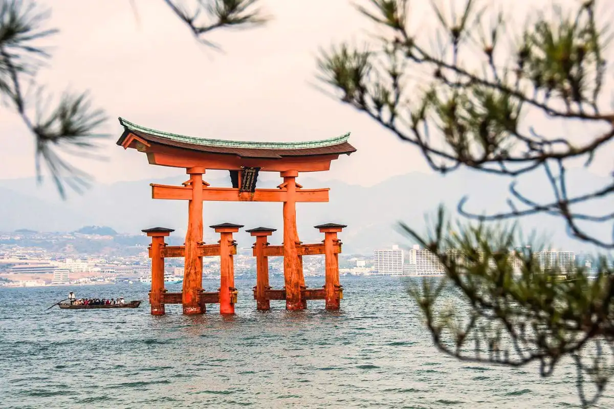 Miyajima gate, one of the best things to do in japan
