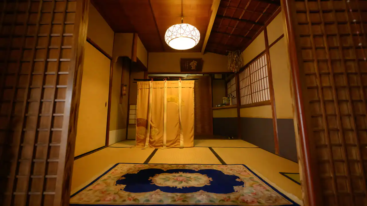 Ryokan with Kintsugi Workshop