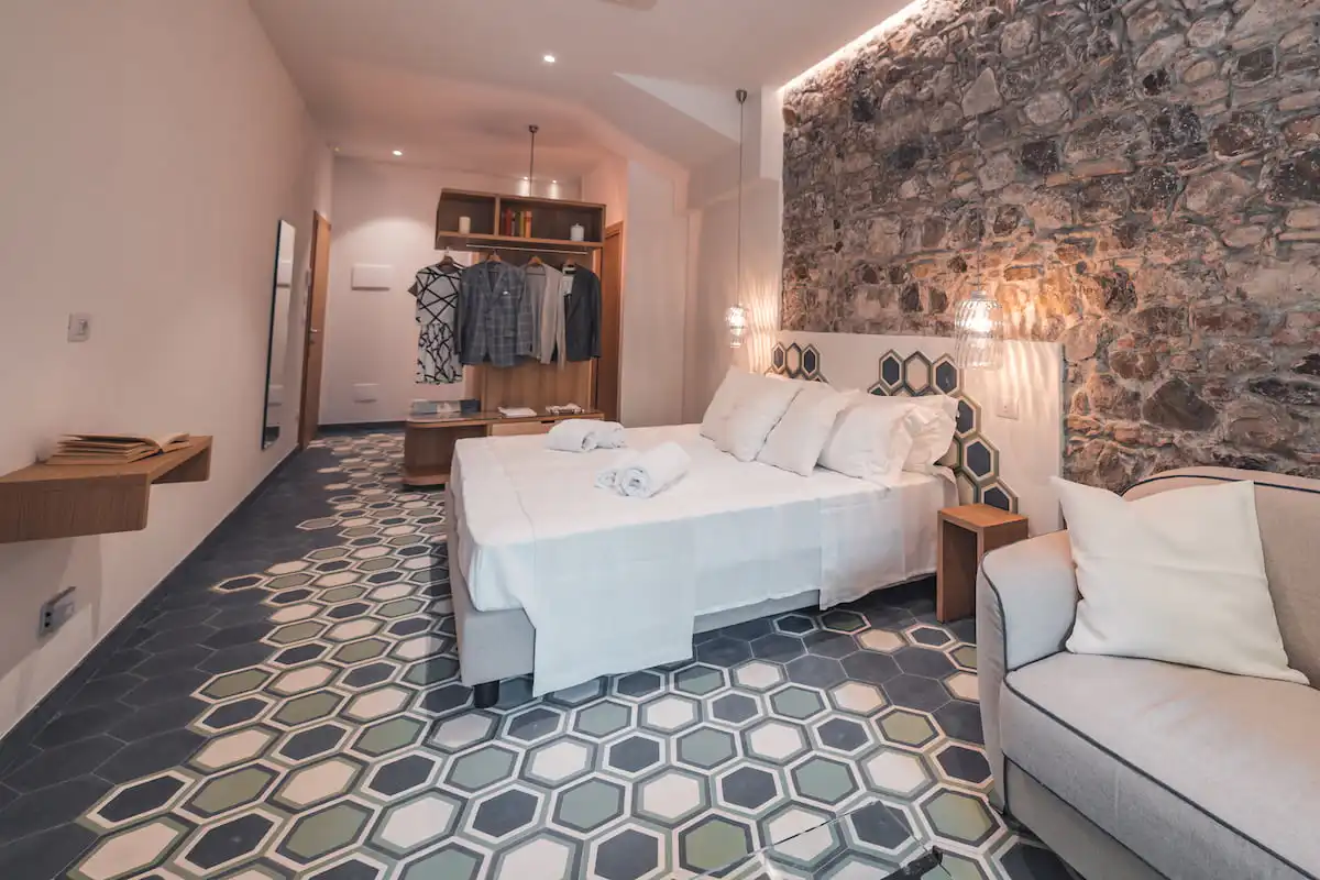 Medousa Suites