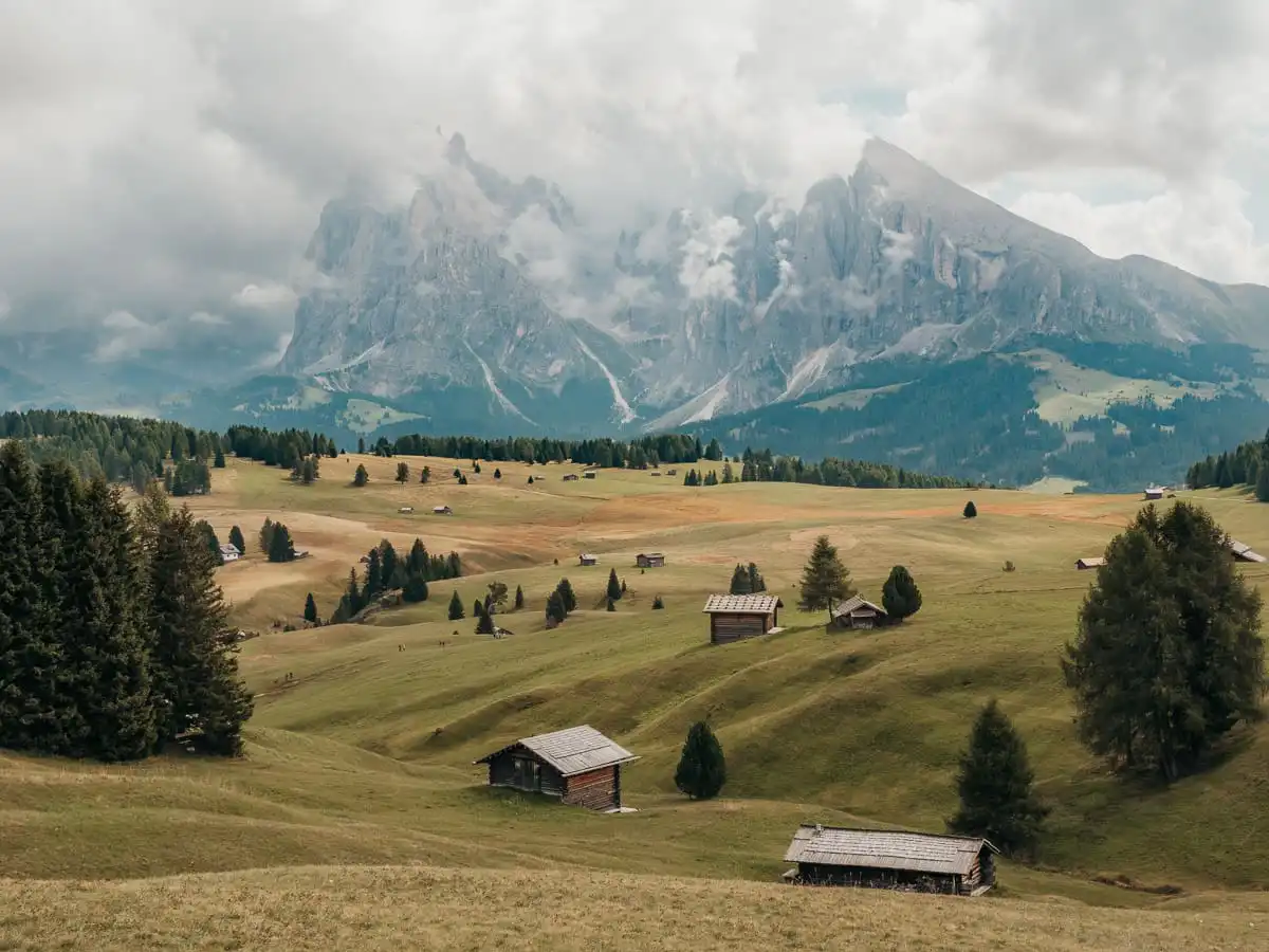alpe Di siusi rolling hills, one of the best stops in our Dolomites Itinerary