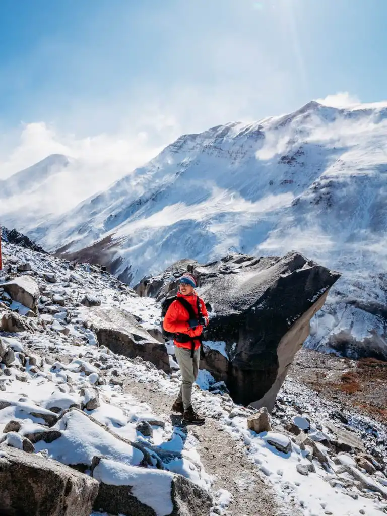 View of the snow landscape at Base de los tres hike