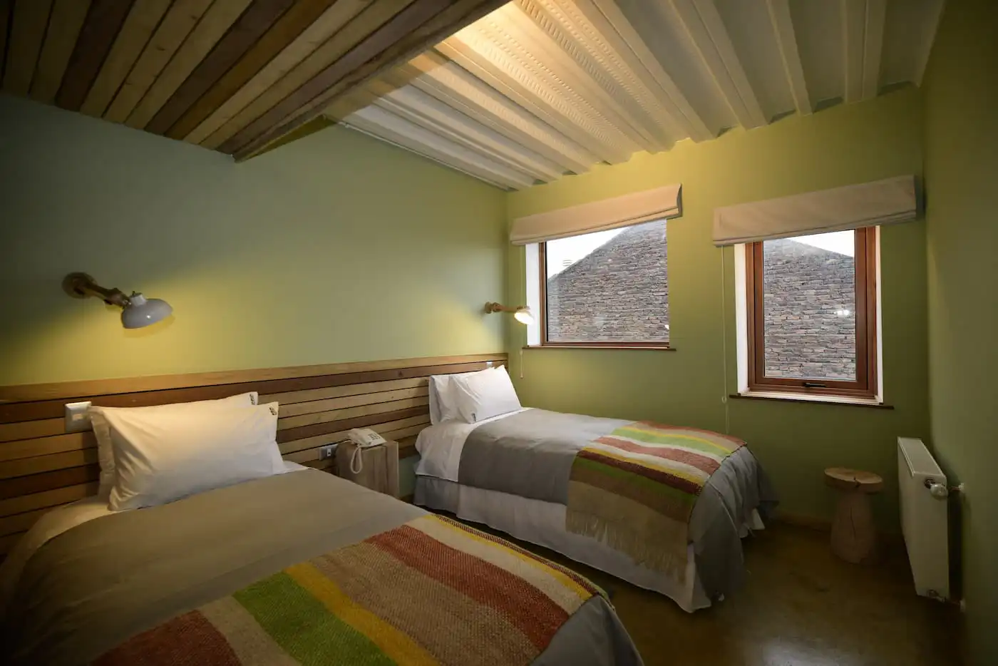 hotel vendaval twin bedroom