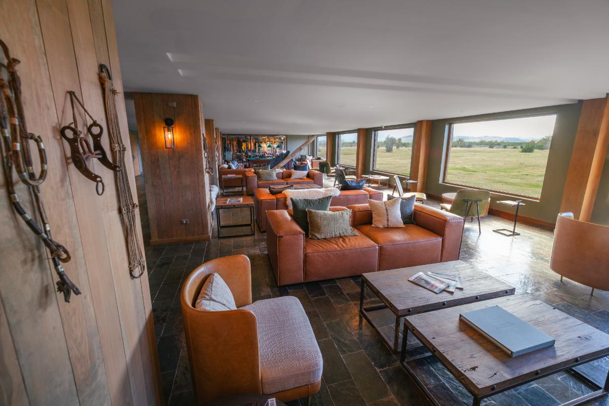 Rio serrano hotel couch and lounge area
