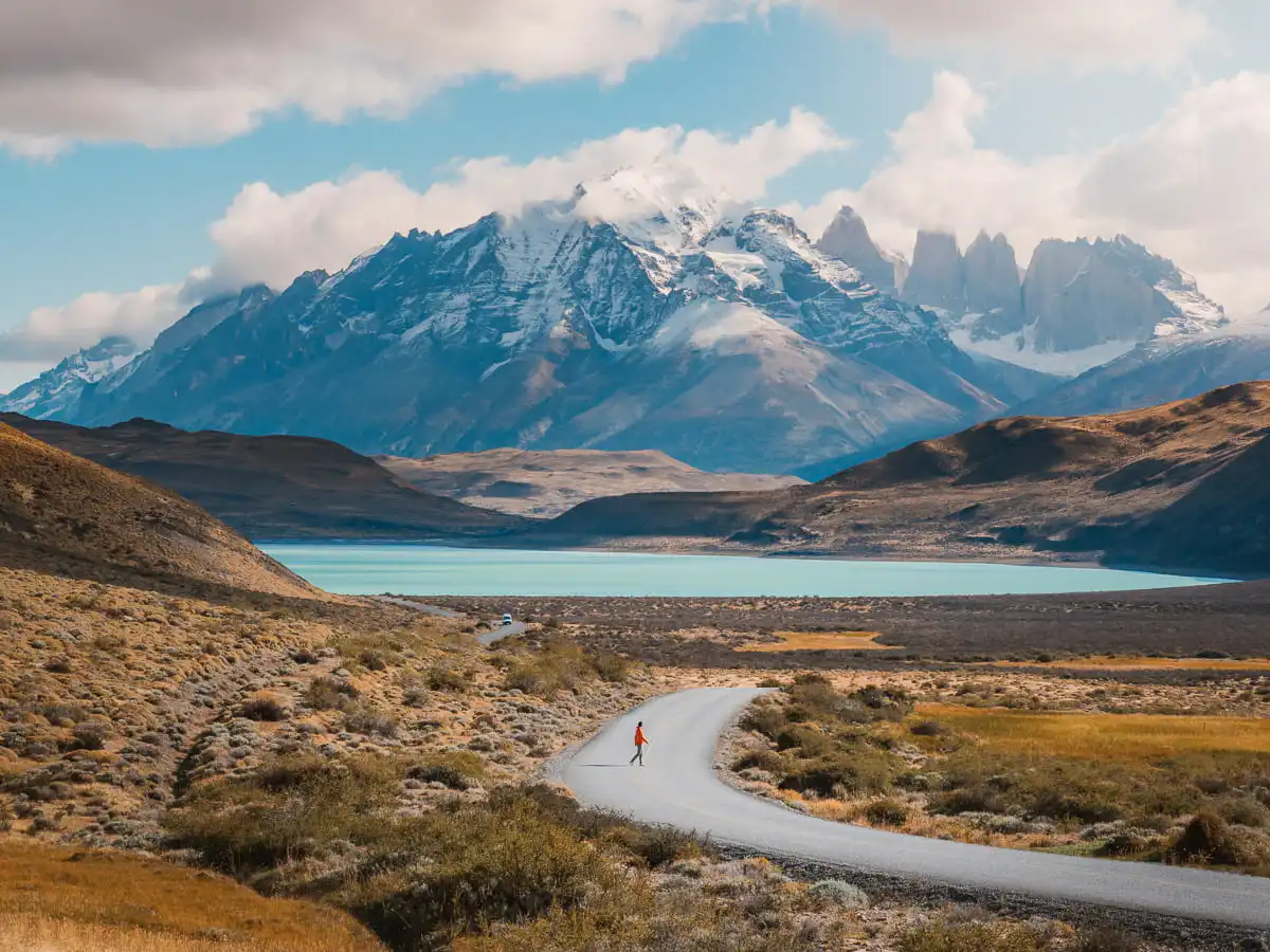 Scenic drive and views along the route when visit torres del paine