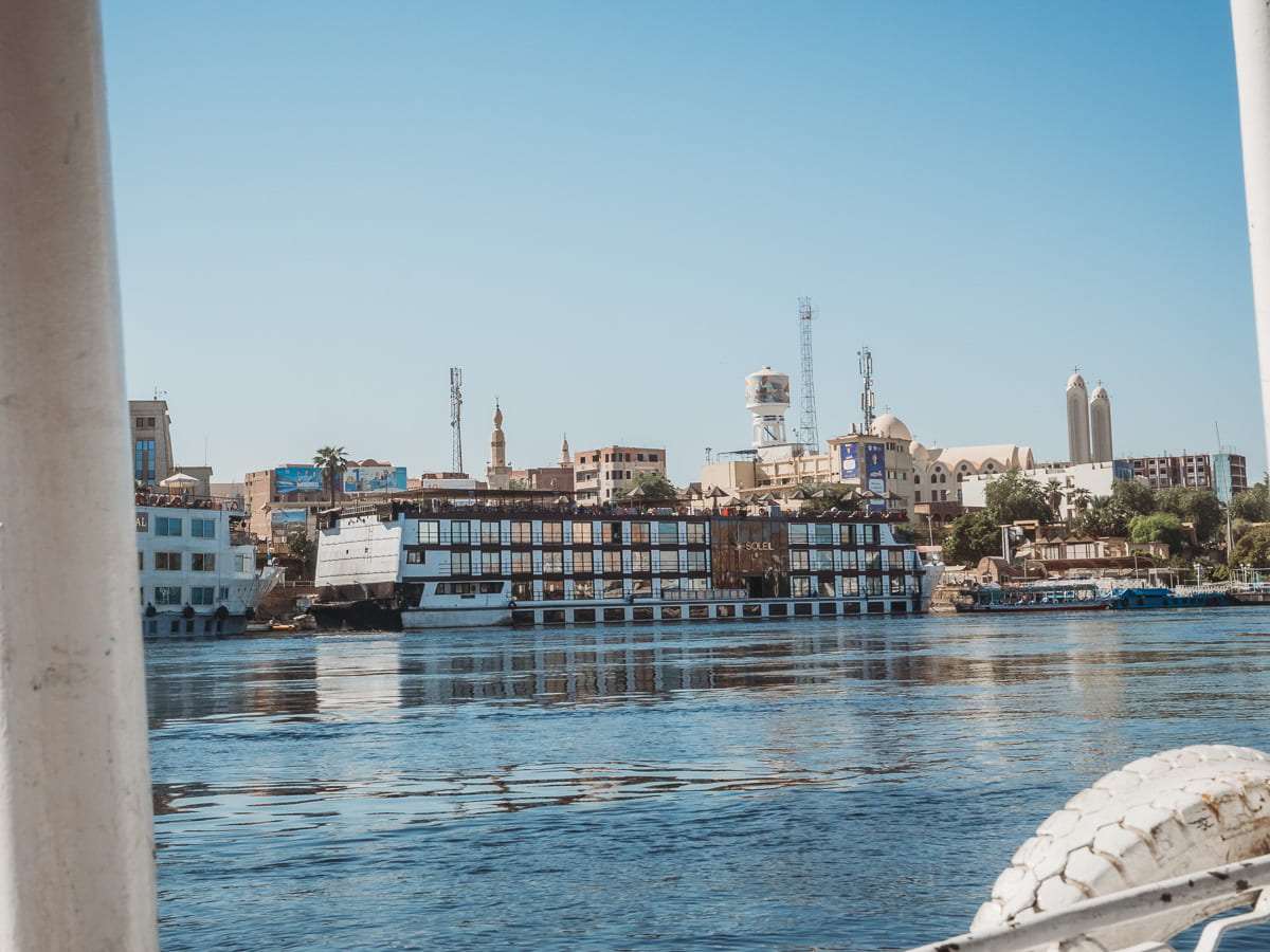 large nile cruise