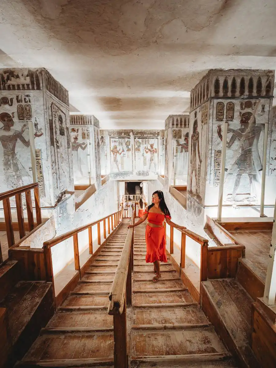 valley of the kings room