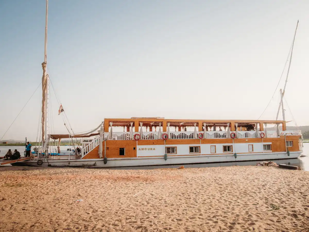 Dahabiya Boat