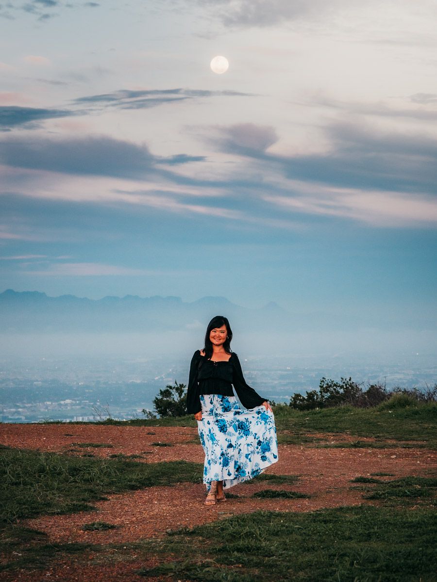 view of the moon from signal hill