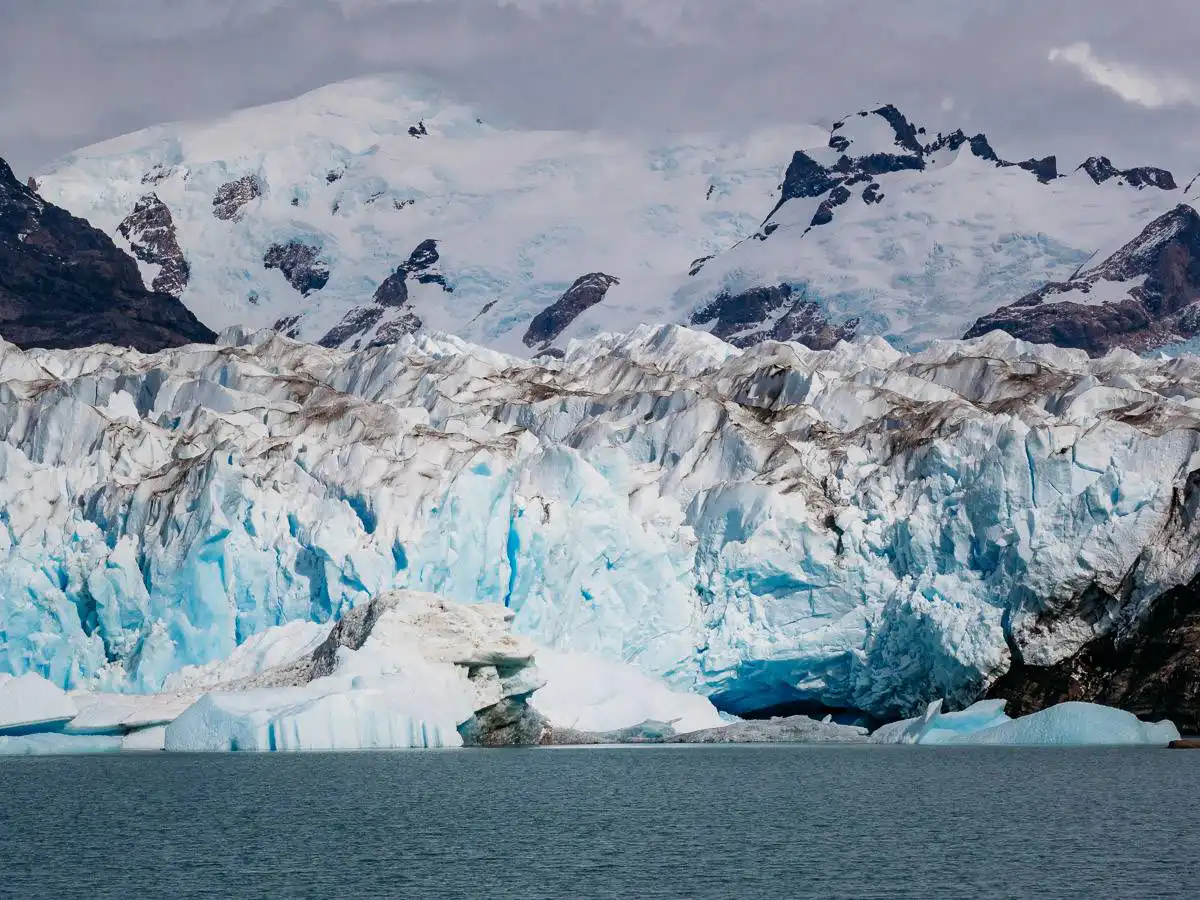 glacier wall at perito moreno