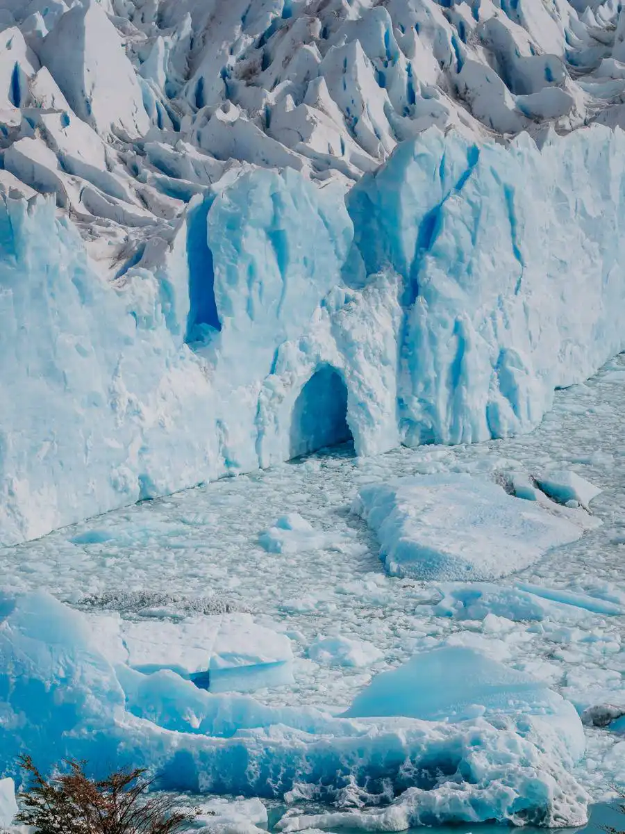 icebergs at perito moreno glacier