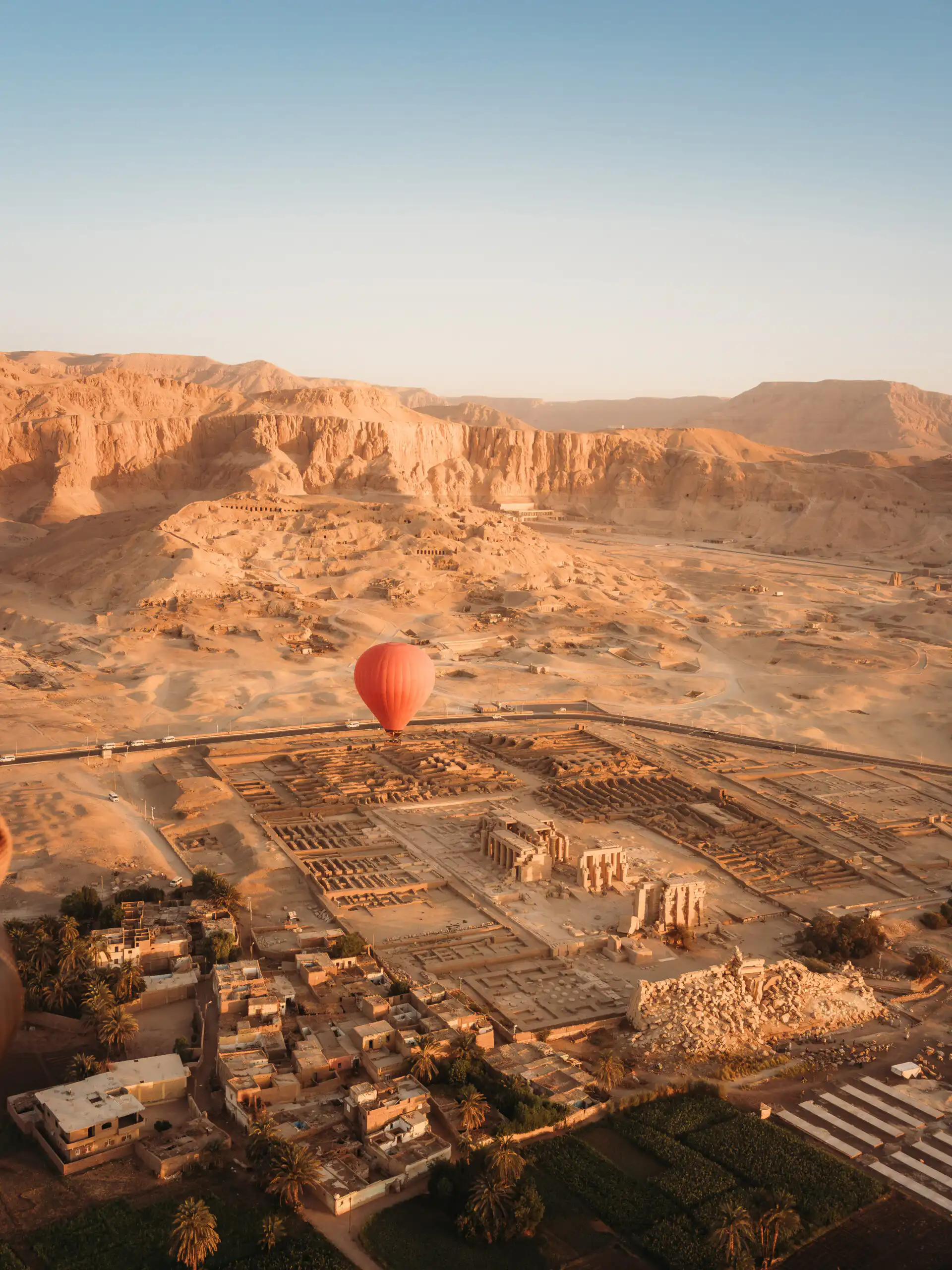 hot air balloon ride over valley of the kings