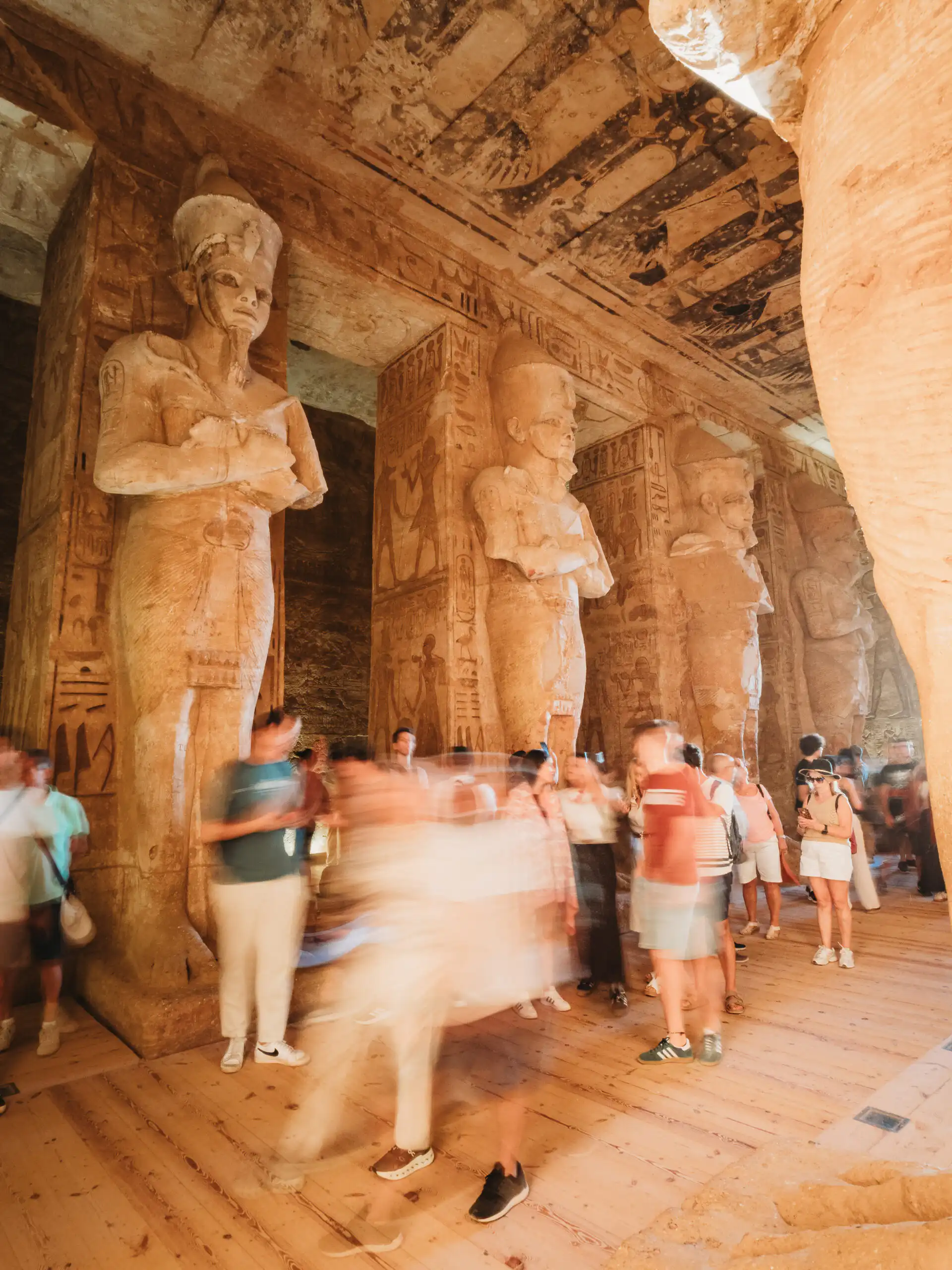 temple statues in abu simbel