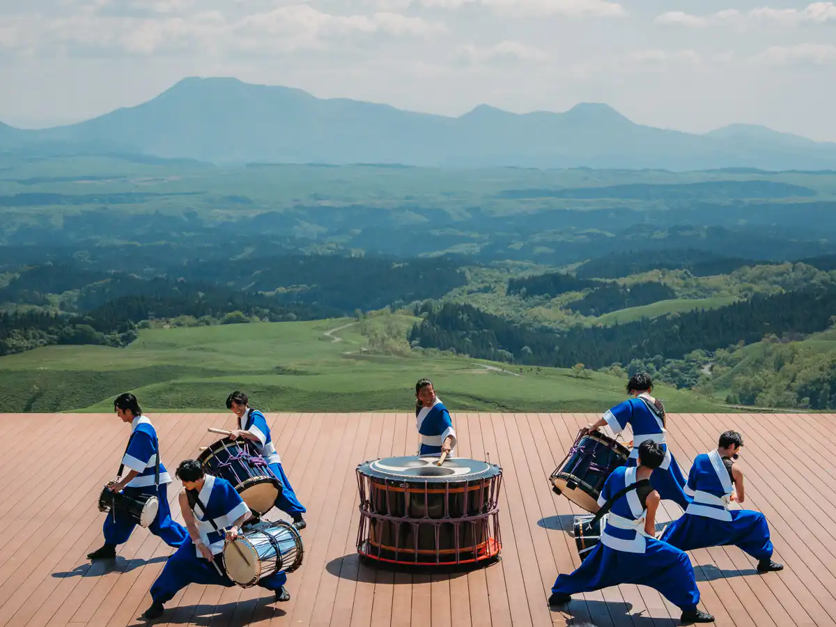 taiko show in mount aso