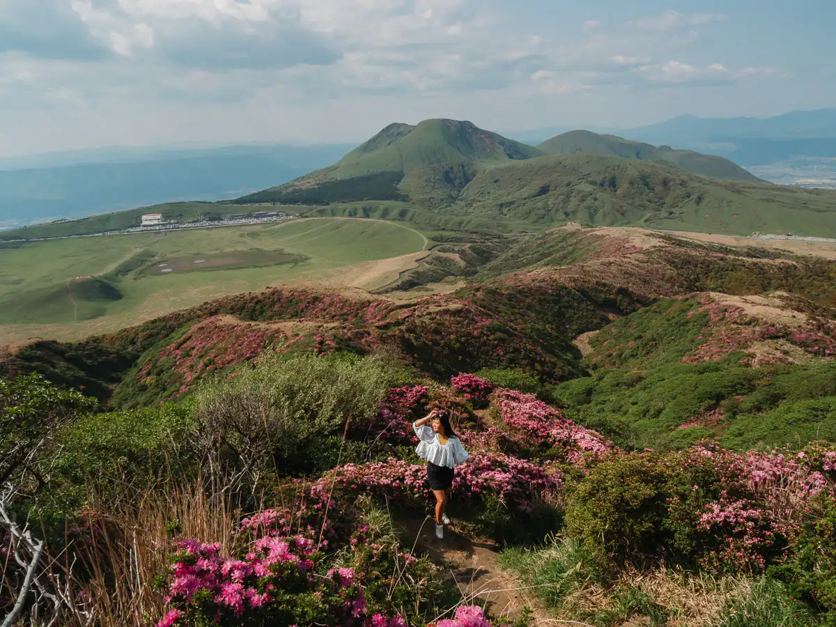 mount aso nishimadake hike