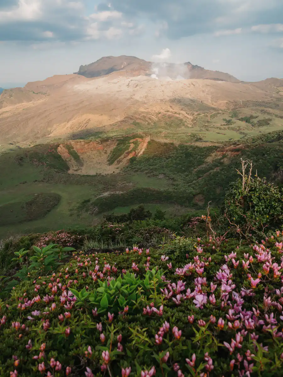mount kishimadake hike with views of mount aso crater